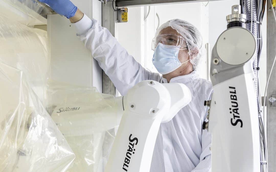 Single-use isolator aseptic filling - GTP Bioways CDMO